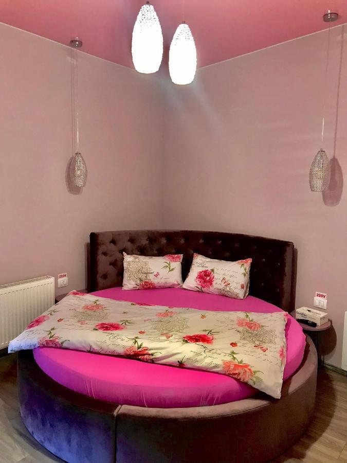 Sweet Pink By Miro Apartment Σινάια Εξωτερικό φωτογραφία