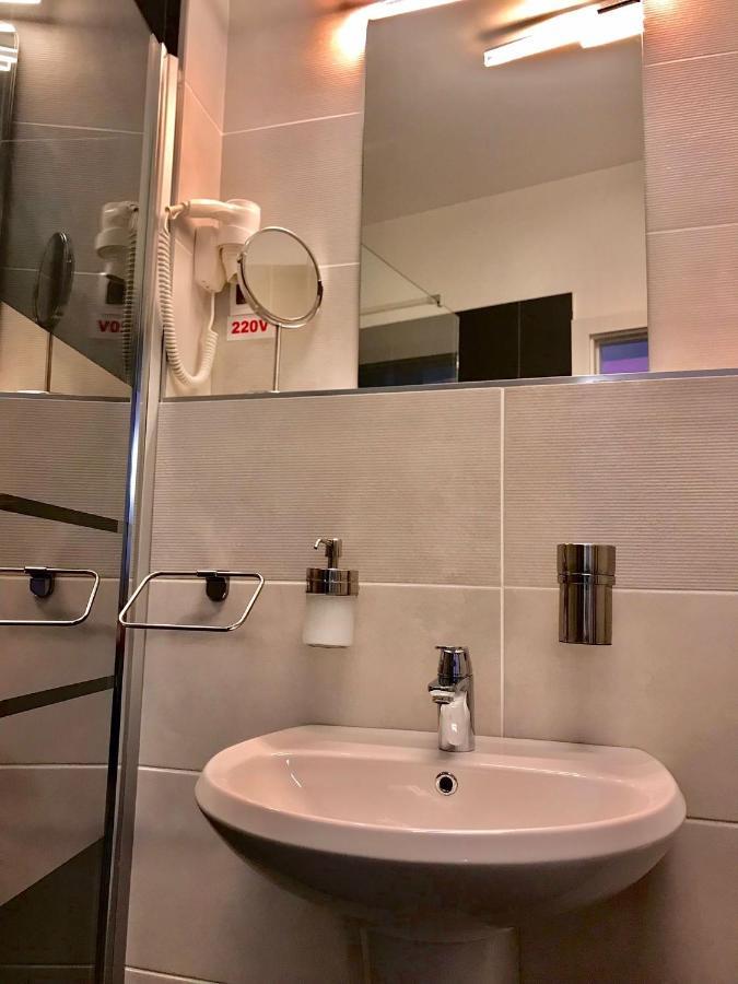 Sweet Pink By Miro Apartment Σινάια Εξωτερικό φωτογραφία
