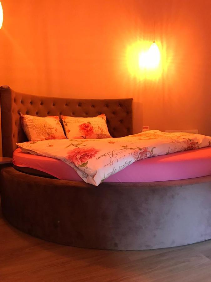 Sweet Pink By Miro Apartment Σινάια Εξωτερικό φωτογραφία